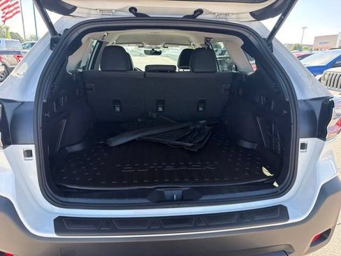 Used 2023 Subaru Outback Onyx Edition AWD/4WD image 15