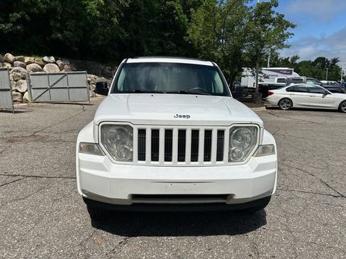 Used 2012 Jeep Liberty Sport AWD/4WD image 8