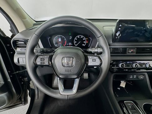 Certified 2025 Honda Pilot EX-L image 13