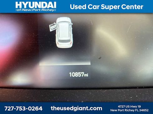 Used 2025 Hyundai Palisade SE FWD image 11