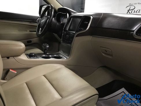 Used 2014 Jeep Grand Cherokee Overland AWD/4WD image 39