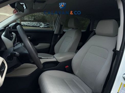 Used 2023 Honda HR-V LX image 5