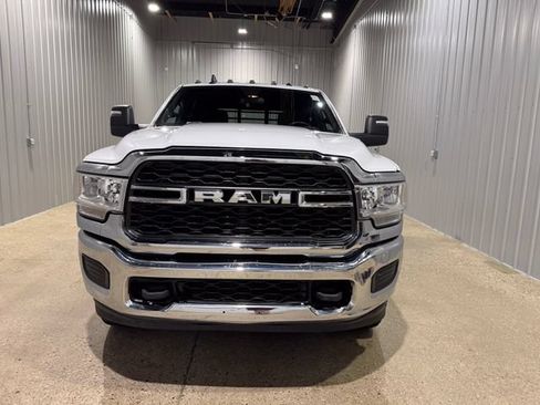 Used 2023 RAM 2500 Tradesman AWD/4WD image 3
