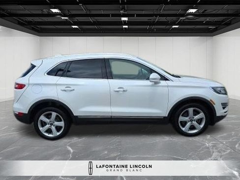 Used 2017 Lincoln MKC Premiere AWD/4WD image 8