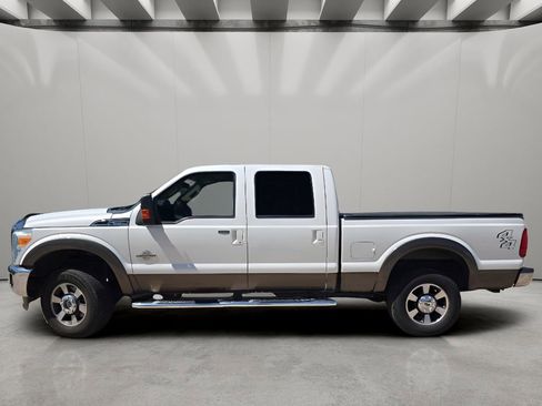 Used 2016 Ford F350 Lariat w/ Lariat Interior Package AWD/4WD image 2