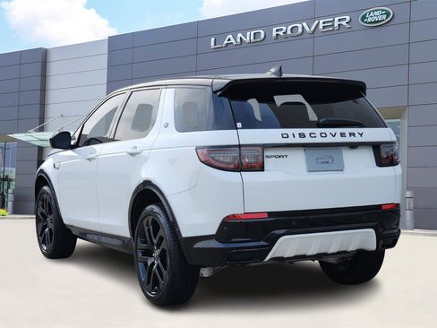 New 2025 Land Rover Discovery Sport Dynamic SE image 4