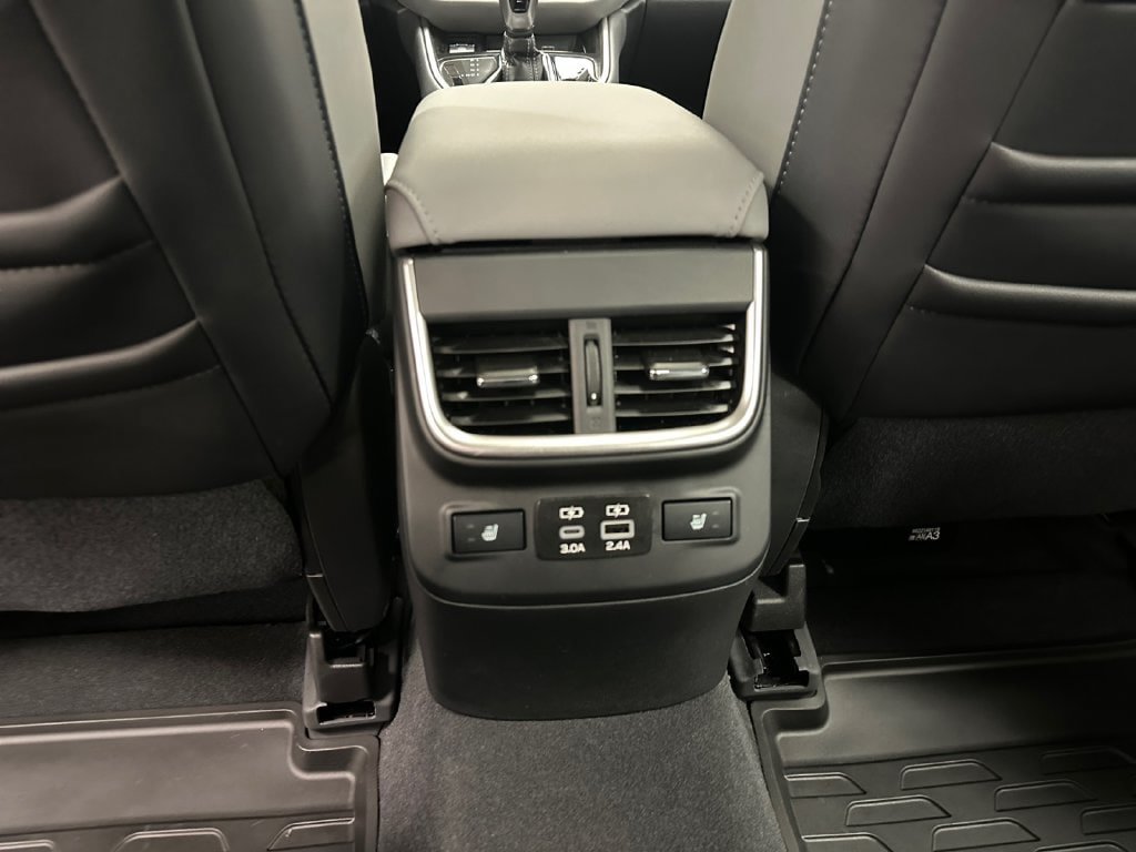 Used 2025 Subaru Legacy Limited w/ Tech Package #3 AWD/4WD image 18