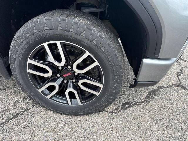 Certified 2024 GMC Sierra 1500 AT4 w/ Technology Package AWD/4WD image 4