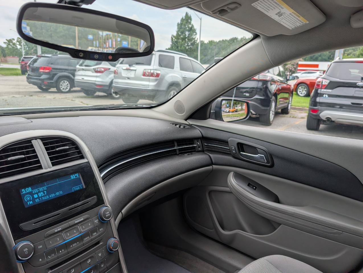 Used 2013 Chevrolet Malibu LS FWD image 24