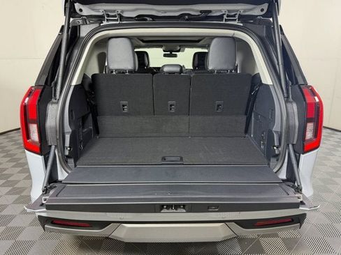 New 2026 Ford Expedition Platinum w/ Driver's Package image 7