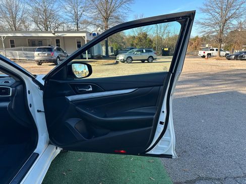 Used 2017 Nissan Maxima 3.5 S image 18