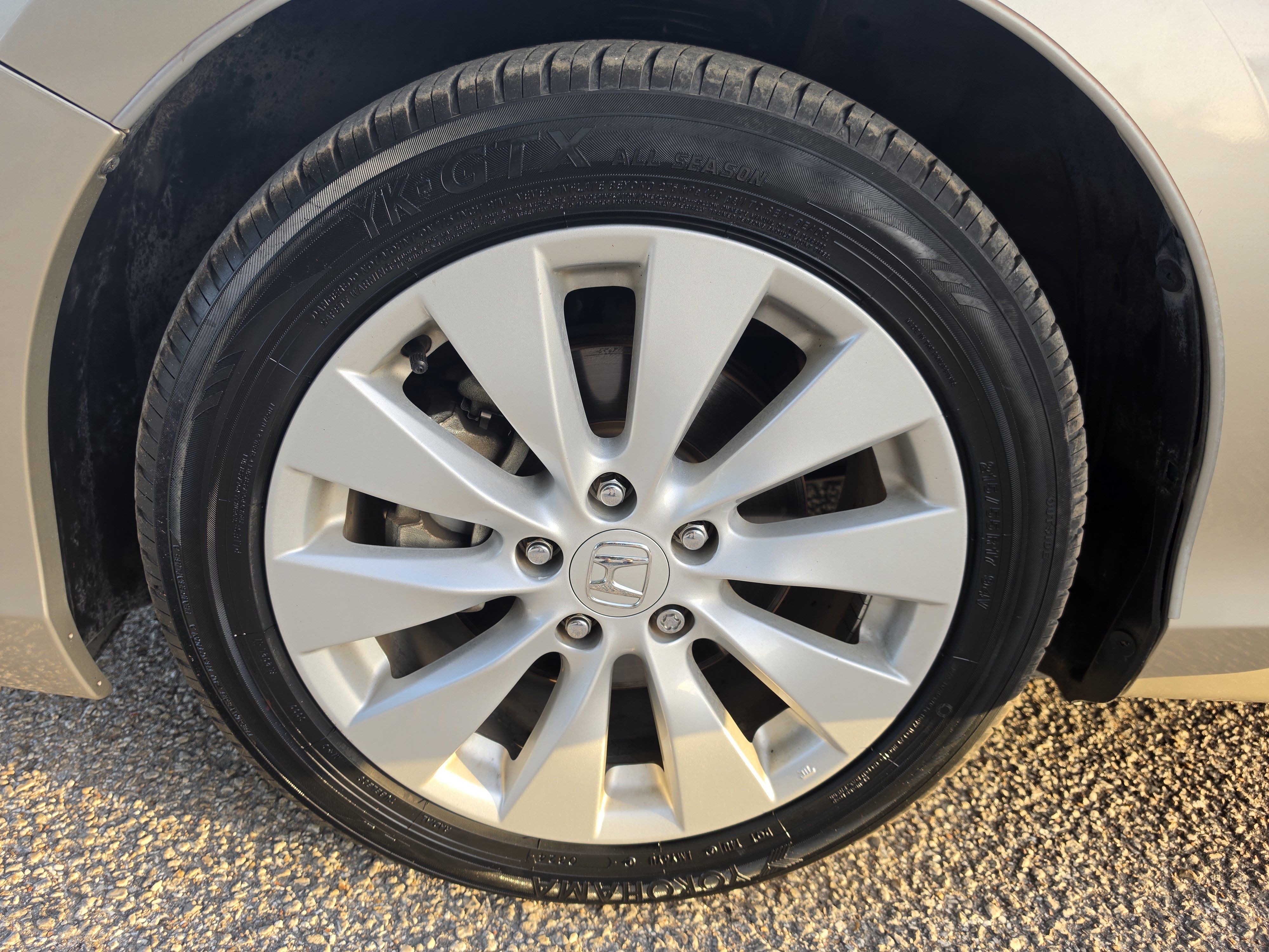 Used 2015 Honda Accord EX-L image 39
