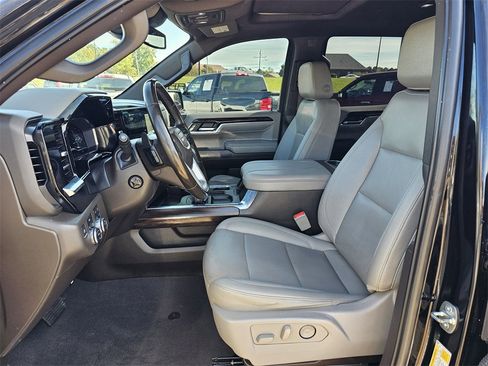 Used 2023 GMC Sierra 1500 SLT w/ SLT Premium Package image 13