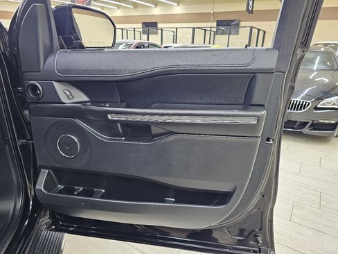 Used 2020 Ford Expedition Max XLT w/ Equipment Group 202A image 90