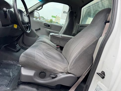 Used 2000 Ford F150 2WD Regular Cab image 3