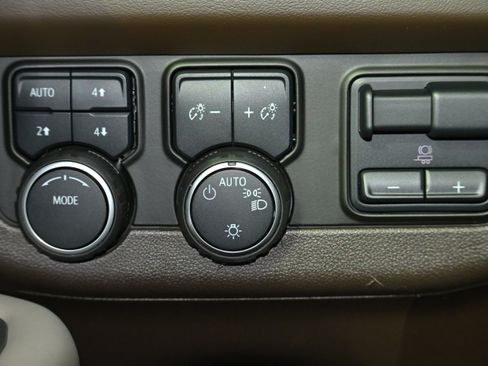 Used 2022 Chevrolet Tahoe Z71 w/ Luxury Package image 27