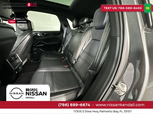 Used 2020 Porsche Cayenne S image 27