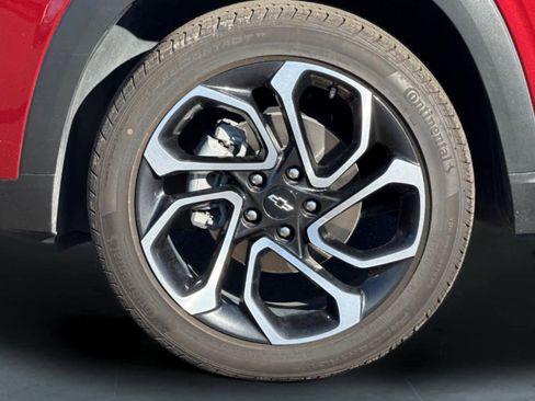 Used 2024 Chevrolet Trax RS w/ Driver Confidence Package image 29