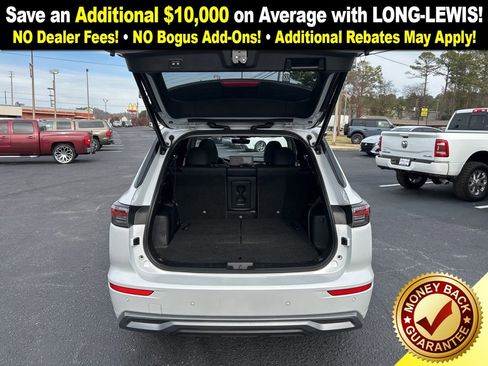 Used 2025 Mitsubishi Outlander SEL image 13