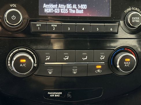 Used 2017 Nissan Rogue Sport S w/ S Appearance Package image 23