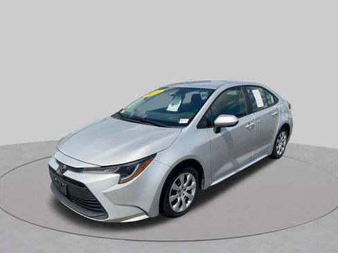 Used 2024 Toyota Corolla LE FWD image 1