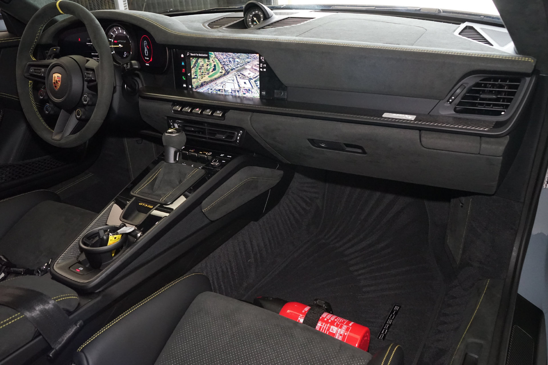Used 2025 Porsche 911 GT3 RS RWD image 18