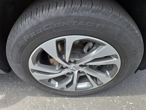 Used 2023 Buick Envision Essence AWD/4WD image 9