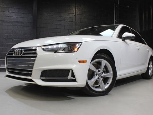 Used 2019 Audi A4 2.0T Premium w/ Convenience Package image 4