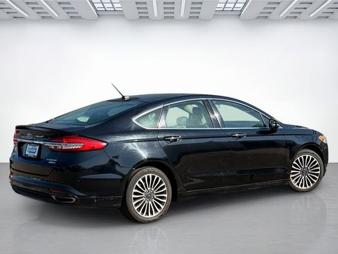 Used 2018 Ford Fusion Titanium AWD/4WD image 3
