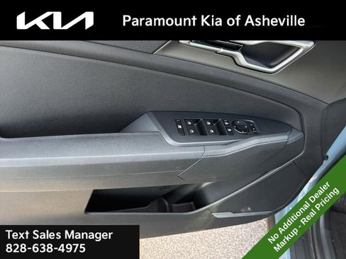 New 2026 Kia Sportage S image 24