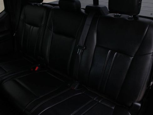 Used 2018 Ford F150 XLT w/ Equipment Group 302A Luxury AWD/4WD image 17