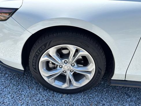 Used 2024 Honda Accord LX image 19
