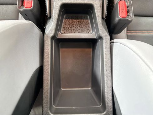 Used 2023 Nissan Kicks SR w/ SR Premium Package image 32