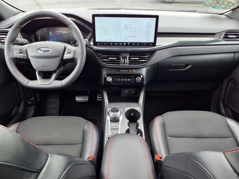 Used 2023 Ford Escape ST-Line w/ Tech Pack #1 AWD/4WD image 10