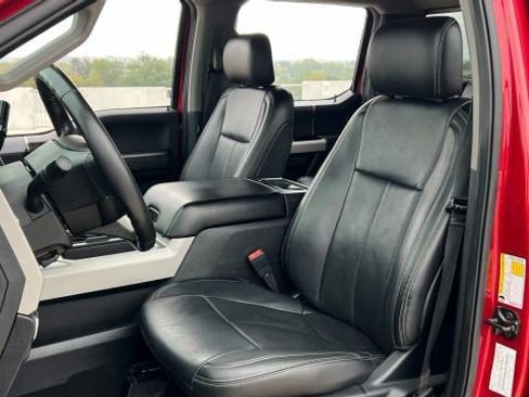 Used 2020 Ford F250 Lariat w/ Lariat Value Package image 25