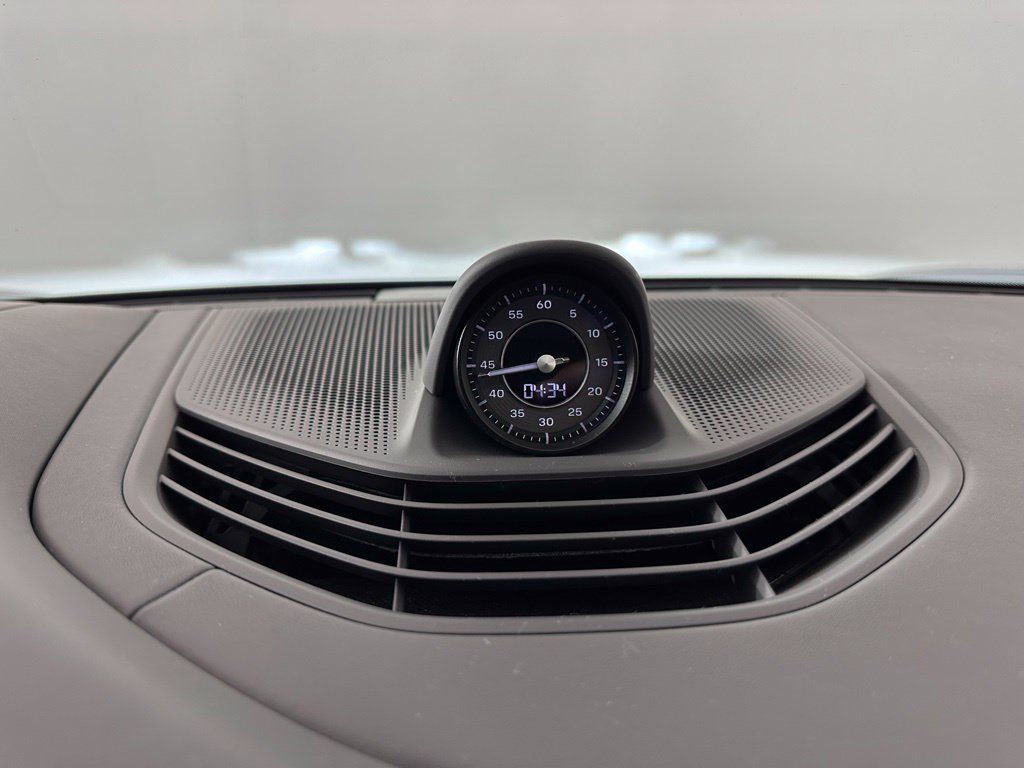 Certified 2022 Porsche Taycan Turbo S AWD/4WD image 29
