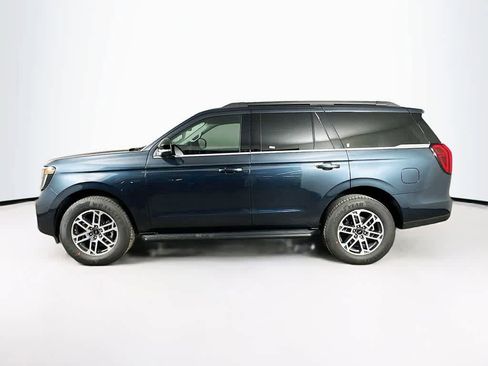 New 2026 Ford Expedition Active image 3
