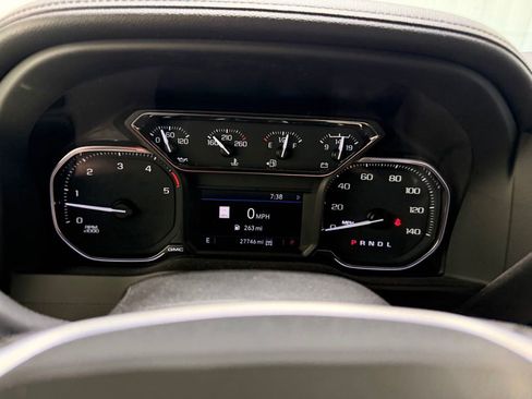 Used 2023 GMC Sierra 3500 SLT w/ SLT Premium Package AWD/4WD image 16
