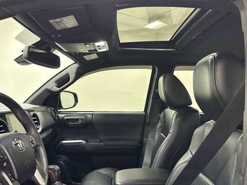 Certified 2021 Toyota Tacoma TRD Sport image 24