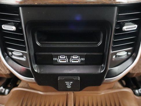 Used 2022 RAM 3500 Laramie AWD/4WD image 59