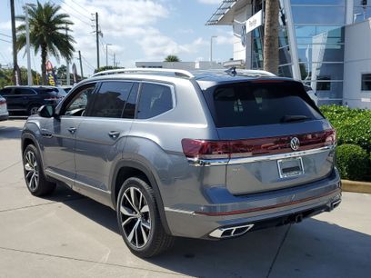 New 2025 Volkswagen Atlas SEL Premium R-Line