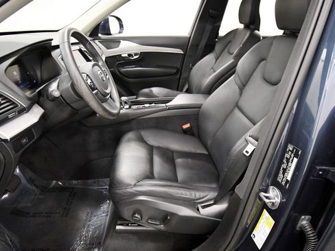 Used 2023 Volvo XC90 B5 Core AWD/4WD image 14