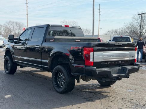 Used 2017 Ford F250 Platinum w/ Platinum Ultimate Package image 7