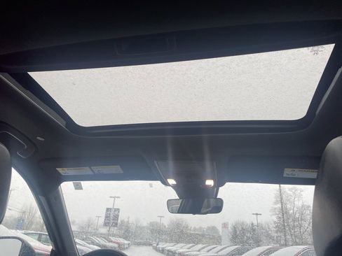 Used 2023 Honda CR-V Sport Touring image 18