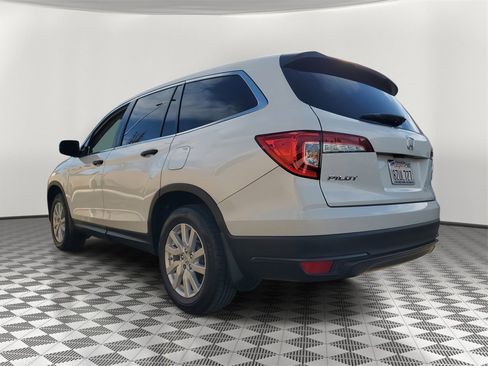 Used 2020 Honda Pilot LX image 4