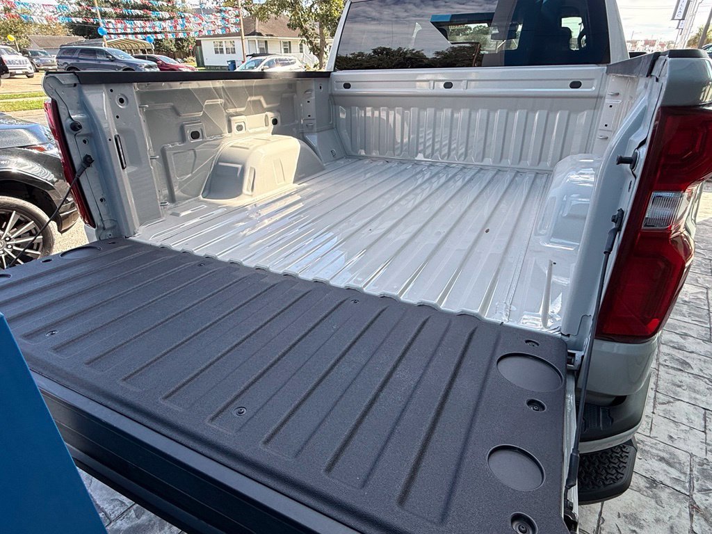 New 2026 Chevrolet Silverado 1500 RST w/ LPO, Liner Protection Package AWD/4WD image 23