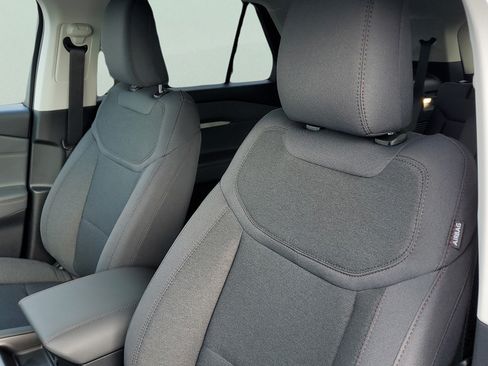 New 2026 Ford Explorer Active AWD/4WD image 16