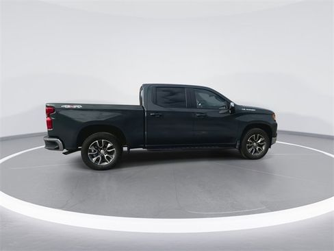 Used 2025 Chevrolet Silverado 1500 LT image 12