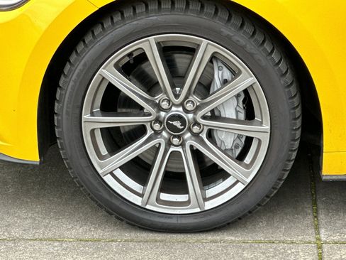 Used 2015 Ford Mustang GT Premium image 21