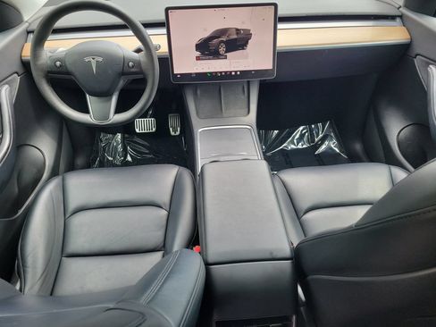 Used 2022 Tesla Model Y Long Range AWD/4WD image 17